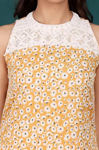 Women Floral Printed Kurta with Palazzo