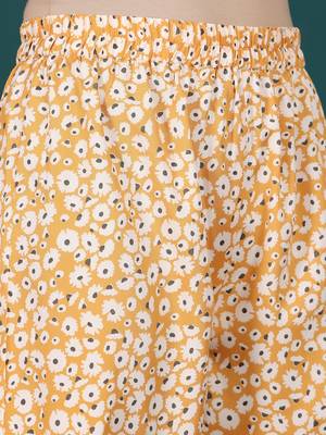Women Floral Printed Kurta with Palazzo 4
