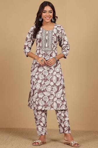 Floral Printed Thread Work Straight Kurta With Trouser