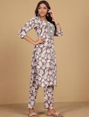 Floral Printed Thread Work Straight Kurta With Trouser 4