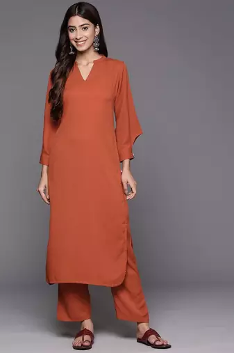 Women Regular Silk Crepe Kurta with Trousers