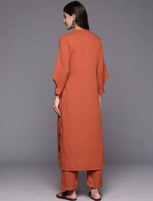 Women Regular Silk Crepe Kurta with Trousers 6