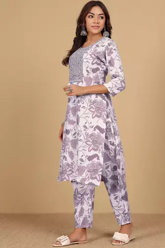 Floral Printed Straight Kurta With Trousers