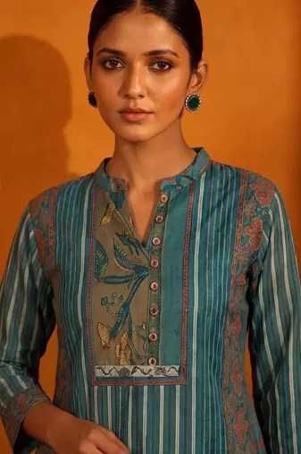 Women Printed Regular Kurta with Trousers & With Dupatta