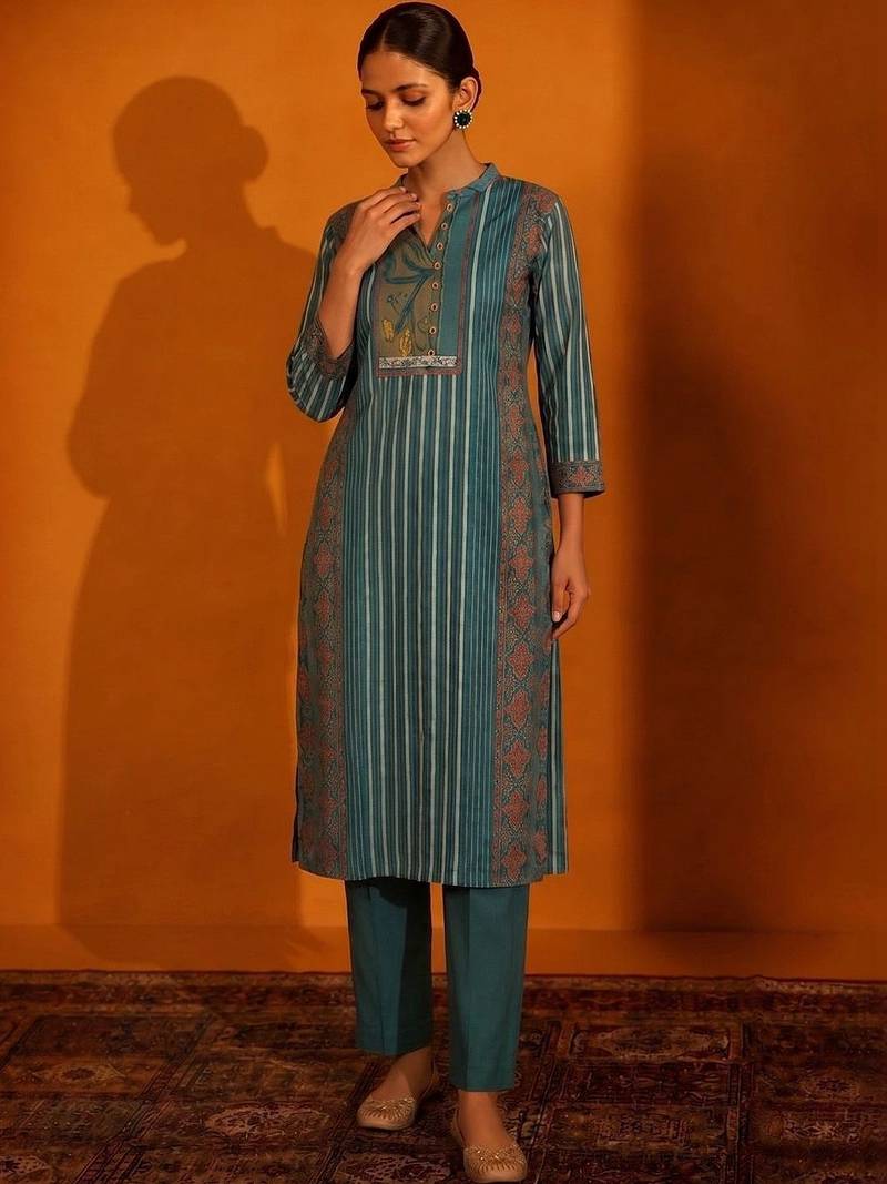 Women Printed Regular Kurta with Trousers & With Dupatta