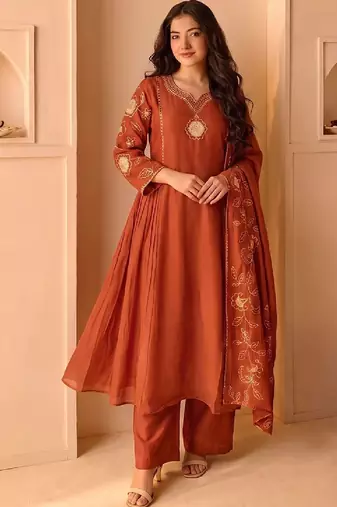 Women Ethnic Motifs Embroidered Regular Kurta with Trousers & With Dupatta