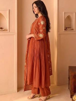 Women Ethnic Motifs Embroidered Regular Kurta with Trousers & With Dupatta 2