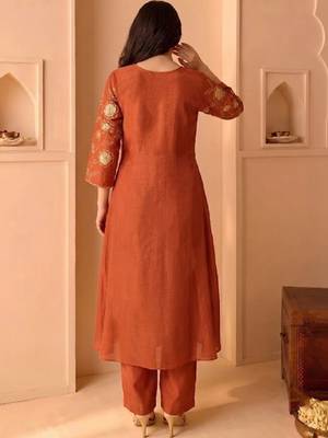 Women Ethnic Motifs Embroidered Regular Kurta with Trousers & With Dupatta 3