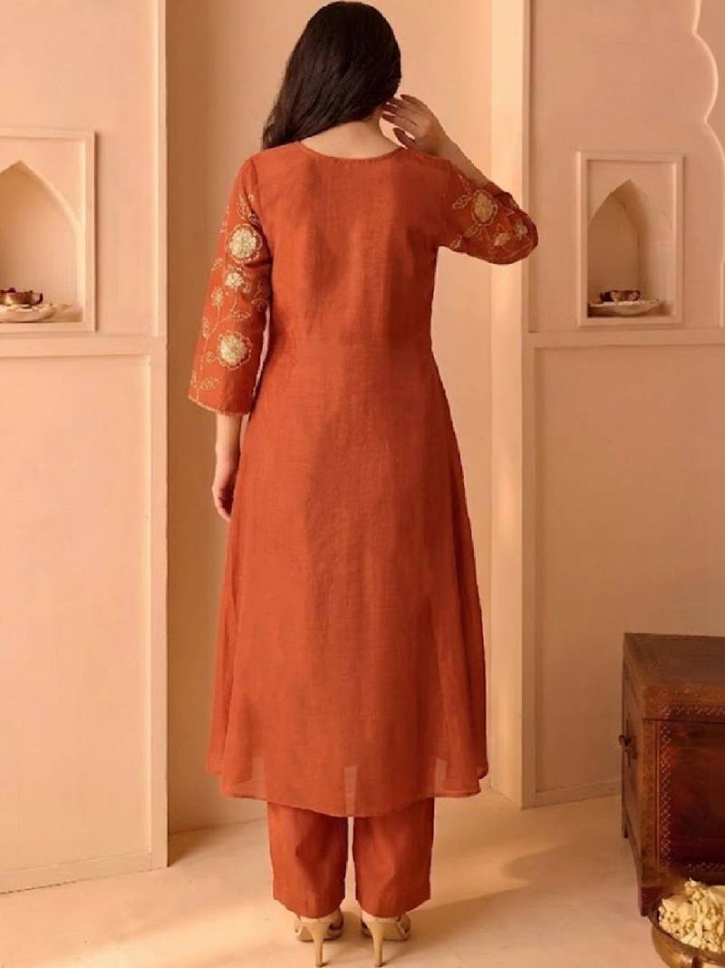 Women Ethnic Motifs Embroidered Regular Kurta with Trousers & With Dupatta