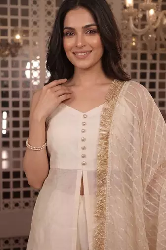 Women Regular Kurti with Trousers & With Dupatta