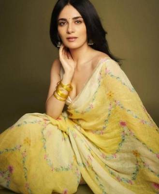 Yellow floral printed linen cotton saree 1