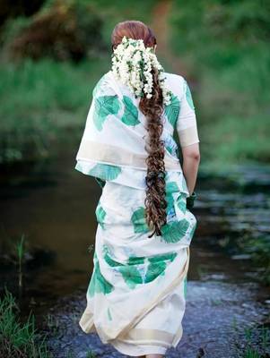 White green leaf print linen cotton saree 4
