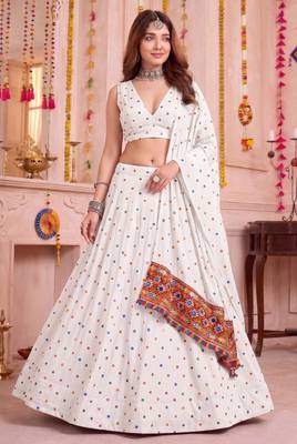 Off-White Designer Premium Function Wear Lehenga Choli 4