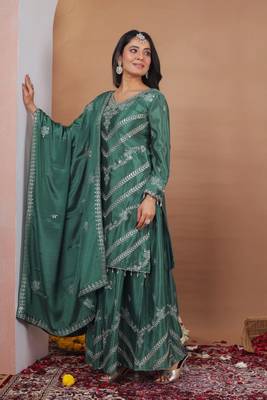 Green multi thread and sequins embroidered chinon stitched salwar kameez 3