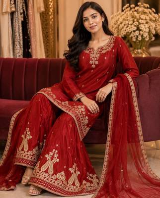 Maroon embroidered velvet kurta palazzo set with dupatta 2