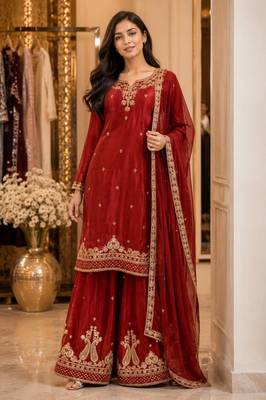 Maroon embroidered velvet kurta palazzo set with dupatta 4