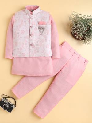 Boys pink cotton blend kurta pyjama set with jacquard leaf pattern waistcoat 1