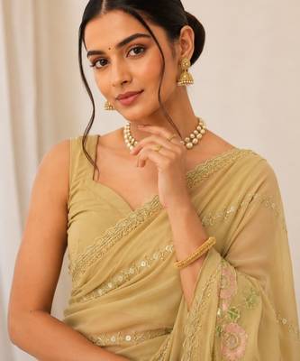 Heavy star georgette beads & lace work saree 2