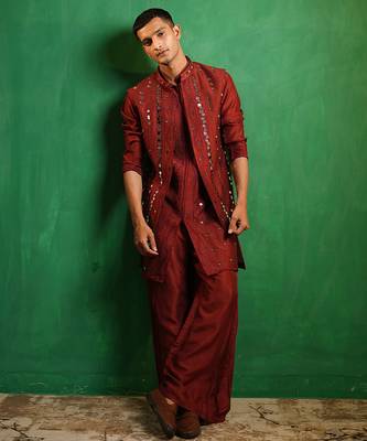 Deep maroon embroidered slub silk kurta jacket set 4