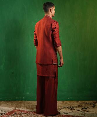 Deep maroon embroidered slub silk kurta jacket set 5
