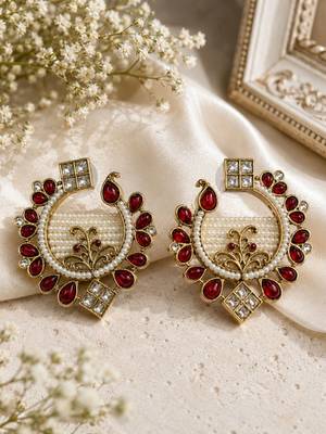 Pearl earrings with oxidized gold plating 5