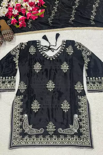 Black Color Sequence And Embroidery Work Silk Blend Salwar Suit
