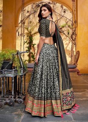 Black Tasar Silk Iconic Sparkle with Lace Border Lehenga with Choli Dupatta 3
