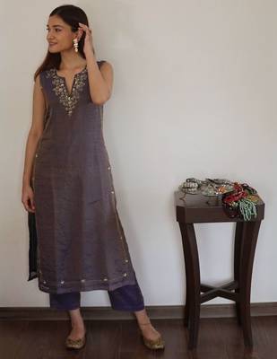 Navy metallic chanderi embroidered kurta set with pants, stitched 1