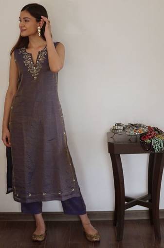 Navy metallic chanderi embroidered kurta set with pants