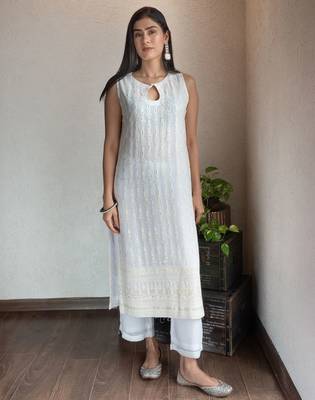 Off-white chikankari kurta set with georgette pants & dupatta, stitched 2