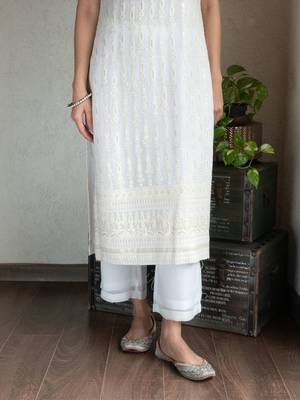 Off-white chikankari kurta set with georgette pants & dupatta, stitched 4