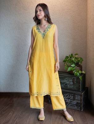 Yellow chanderi mirrorwork kurta set with pants, stitched 1