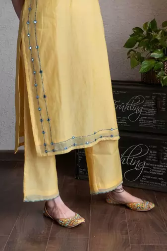Yellow chanderi mirrorwork kurta set with pants, stitched