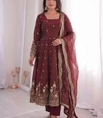 Heavy fendy silk embroidered sequince work wedding kurta set