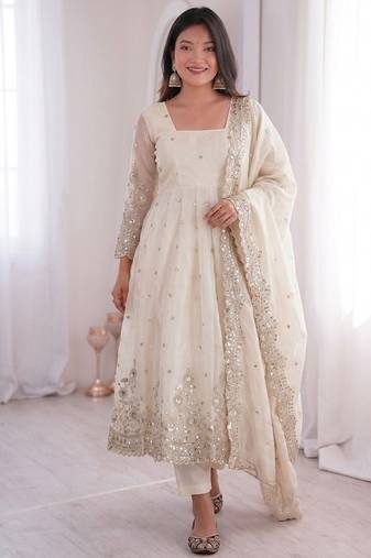 Heavy fendy silk embroidered sequince work wedding kurta set