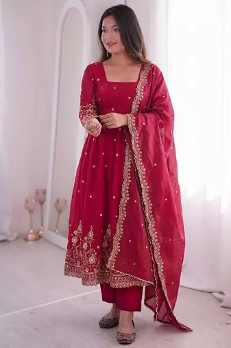 Heavy fendy silk embroidered sequince work wedding kurta set