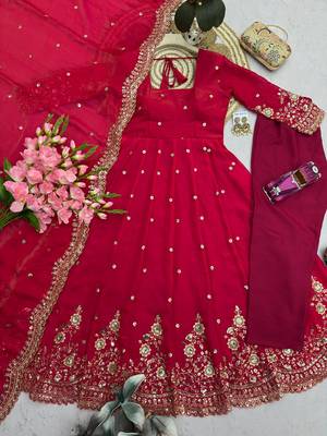 Heavy fendy silk embroidered sequince work wedding kurta set 3