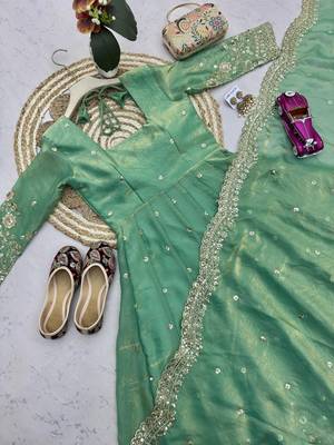 Heavy fendy silk embroidered sequince work wedding kurta set 5