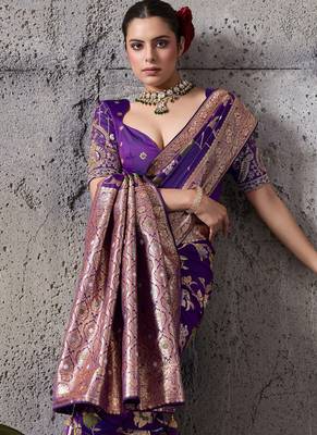violet banarasi silk blend zari woven saree with blouse 4
