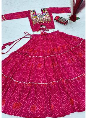 Ranipink Georgette Bandhani Print Navratri Chaniya Choli with Kutch Embroidery Blouse 2