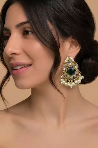 Emerald heritage pearl drop earrings
