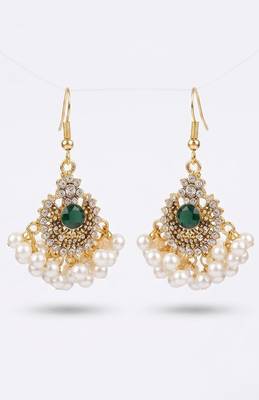 Emerald pearl cascade earrings 2