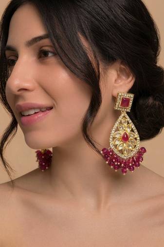 Regal crimson chandelier earrings