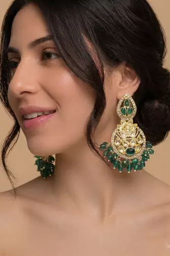 Regal emerald chandbalis