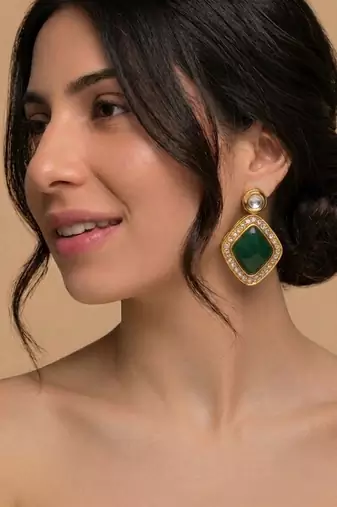 Royal emerald statement earrings