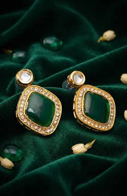 Royal emerald statement earrings 3