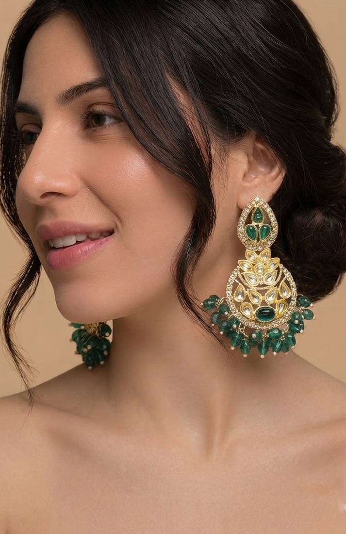 Regal emerald chandbalis
