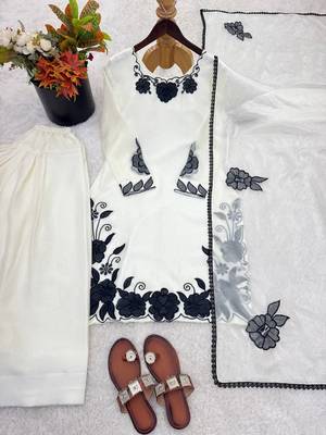 White fendy silk embroidery thread work patiala suit 4