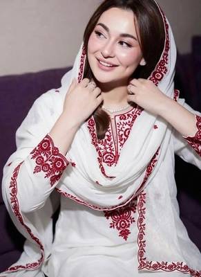 White reyon cotton embroidery thread work patiala suit 3