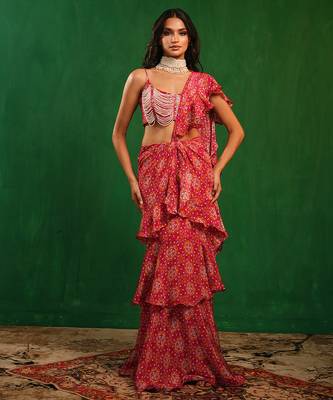 Fuchsia pink printed heavy crepe pre drape saree set 2